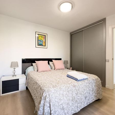 Impresionante Apartamento Delante Del Mar Vilassar De Mar Bagian luar foto