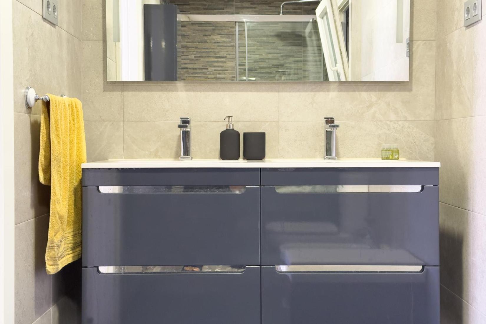 Impresionante Apartamento Delante Del Mar Vilassar De Mar Bagian luar foto